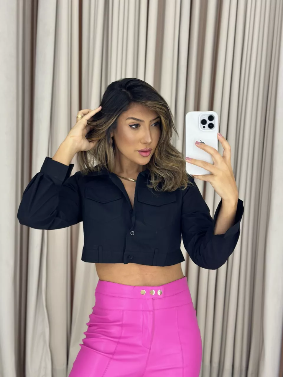 CAMISA CROPPED ANA PRETA