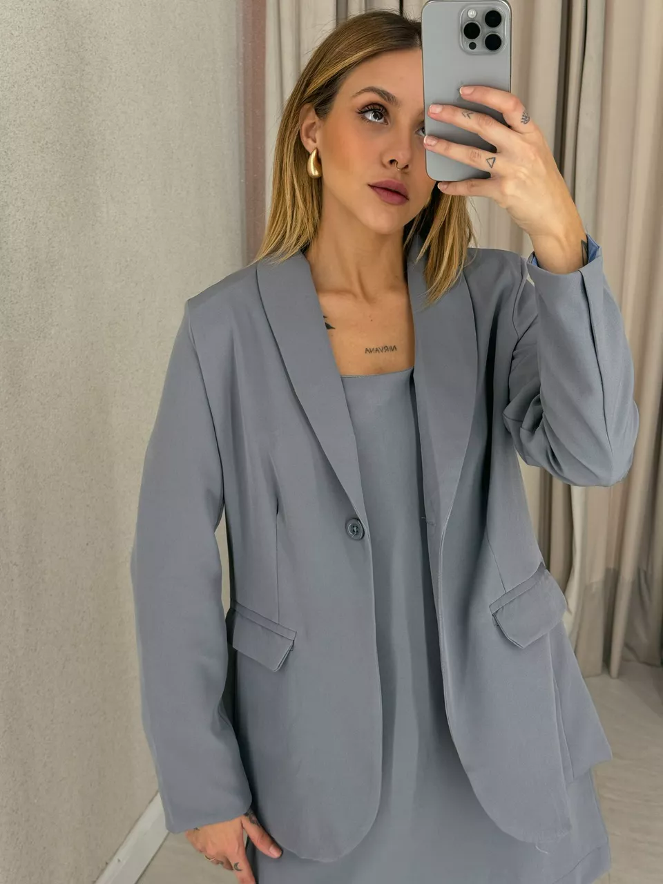 CONJUNTO VESTIDO COM BLAZER CINZA