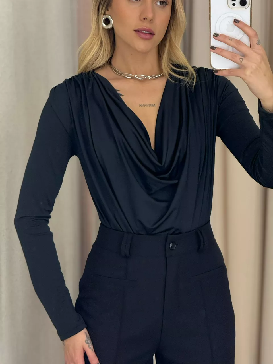 BODY AMANDA MANGA LONGA PRETO