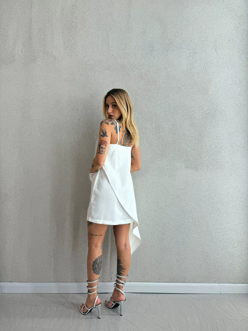VESTIDO EMÍLIA ALÇA OFF
