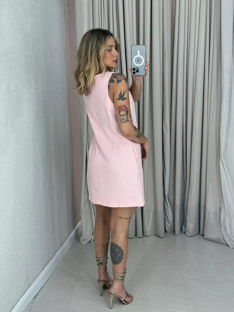 VESTIDO MAYLA CURTO Rosa Claro