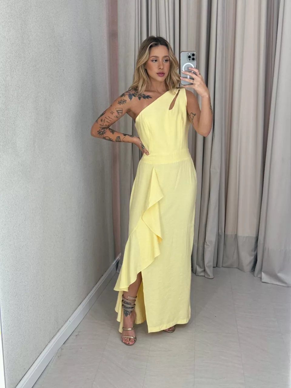 VESTIDO SUELI NULA MANGA Amarelo - 0059510111 - CAROLLA FERRARO