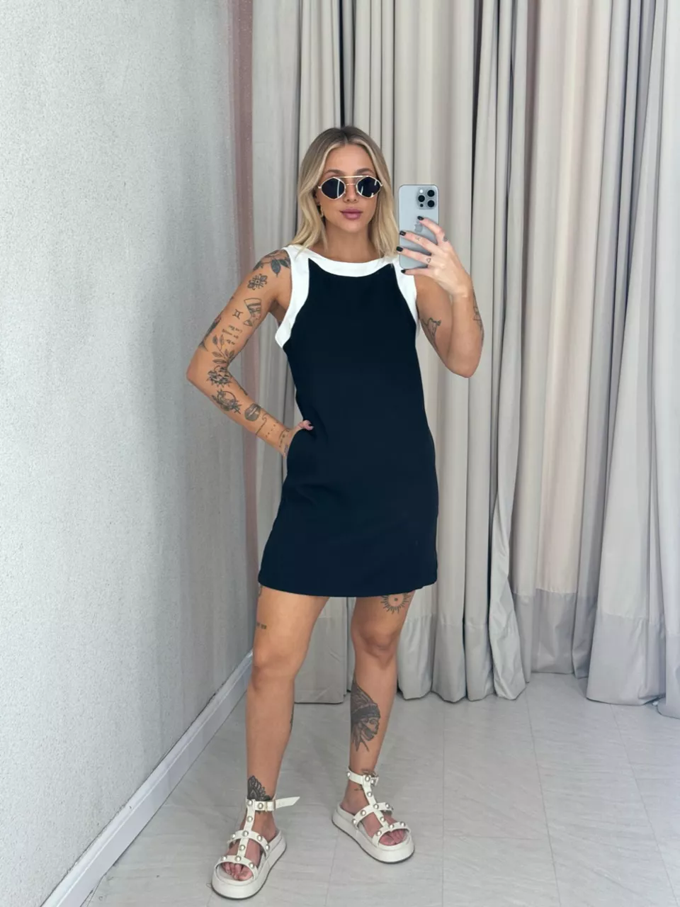 VESTIDO JANAÍNA CURTO PRETO - 0061480032 - CAROLLA FERRARO