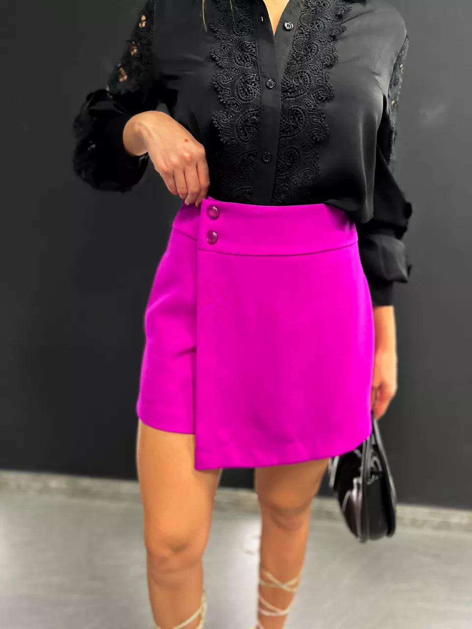 SHORT SAIA LARA ALFAIATARIA FUCSIA - 0044330120 - CAROLLA FERRARO