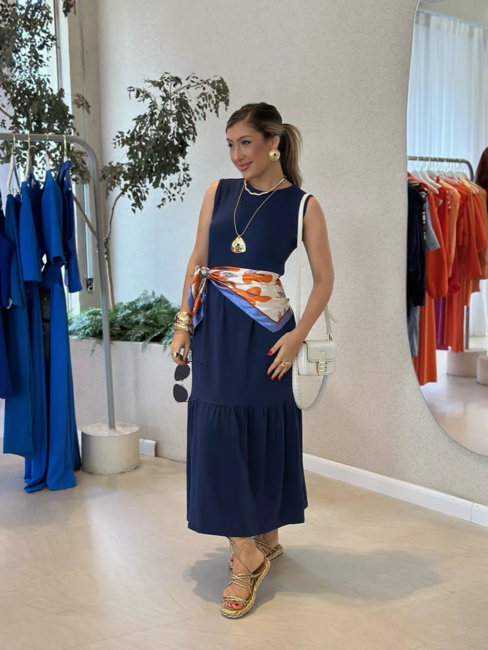 VESTIDO GILDA CAVADO marinho