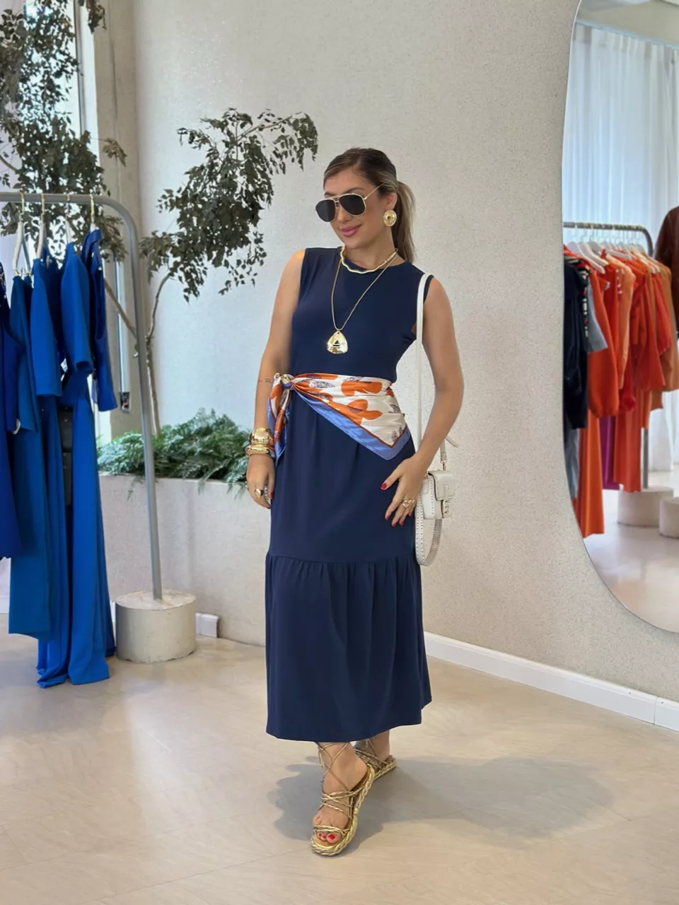 VESTIDO GILDA CAVADO marinho