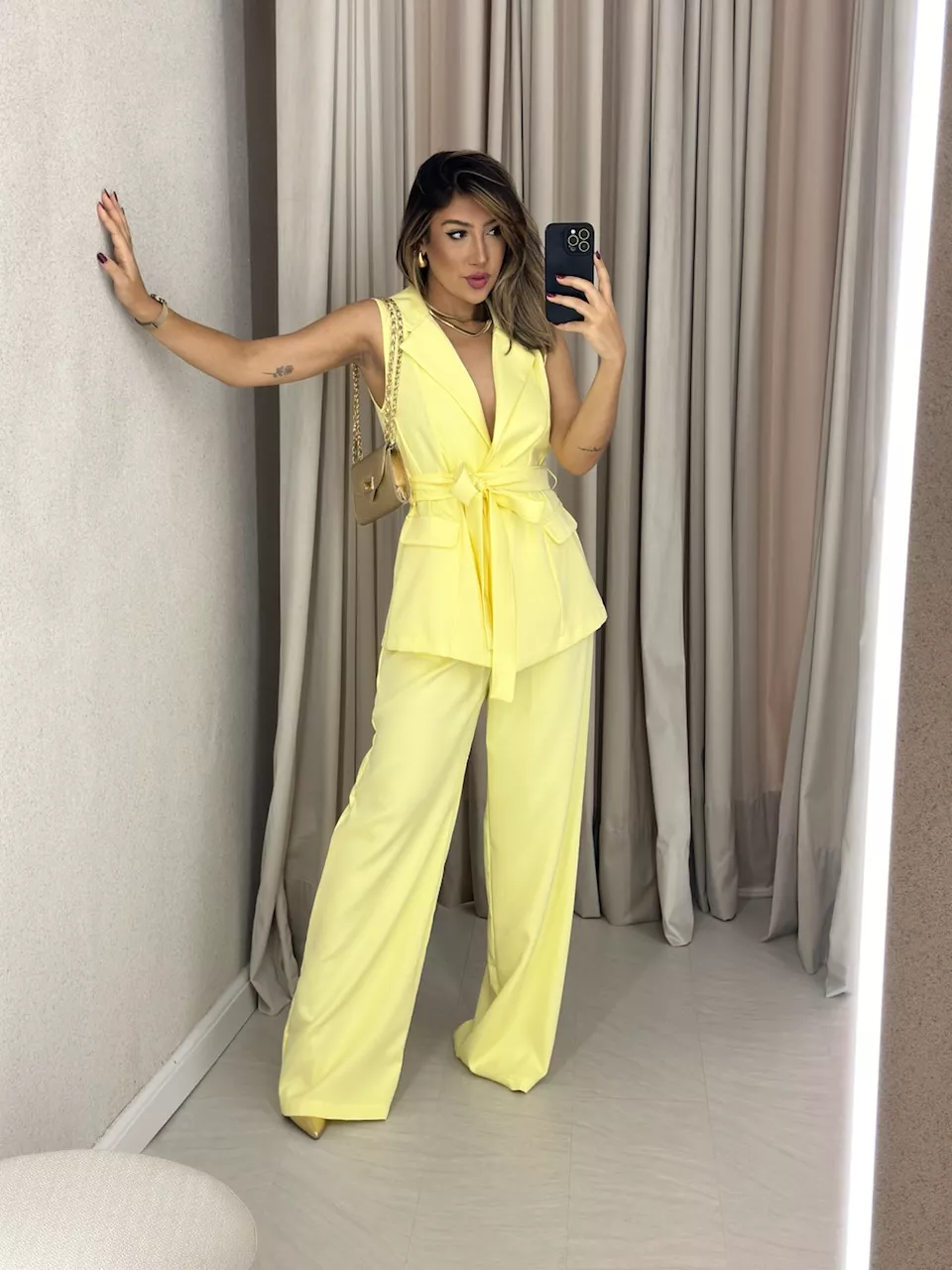 CONJUNTO CF COLETE CALÇA AMARELO