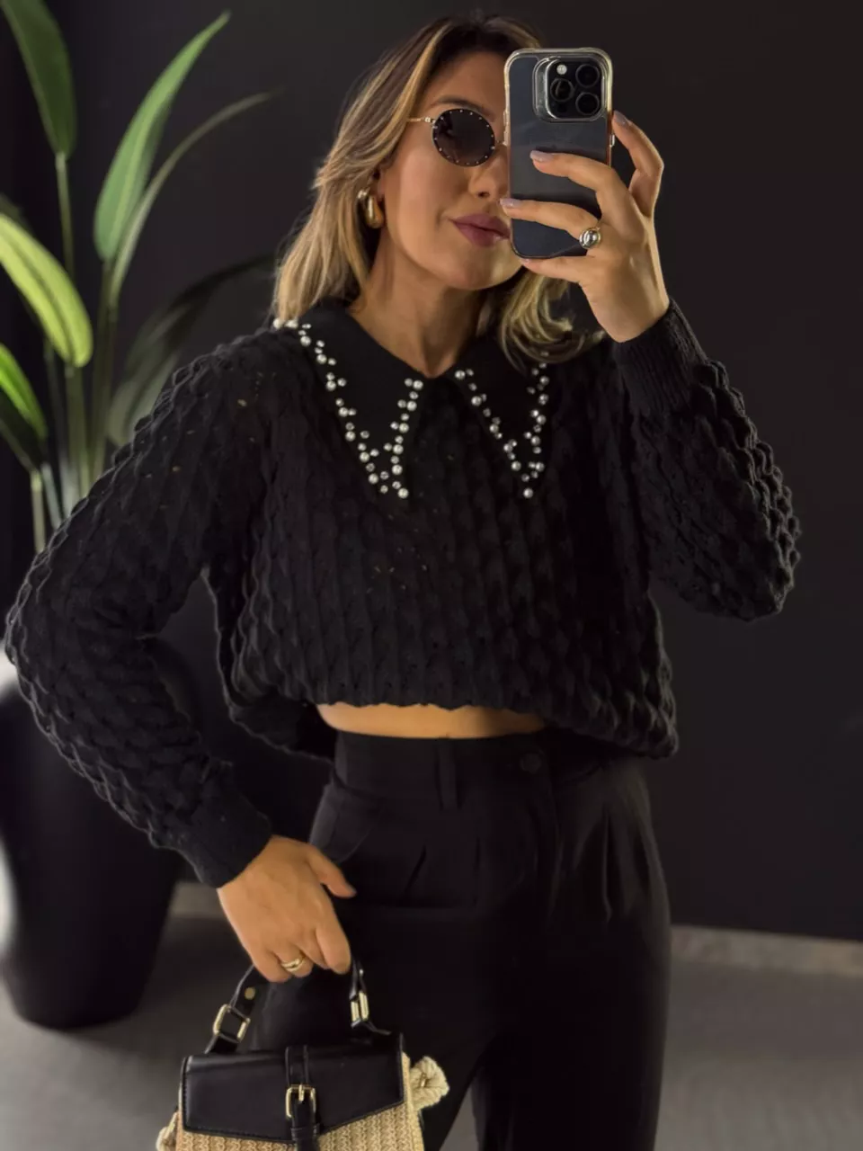 SUÉTER GOLA STRASS PRETO