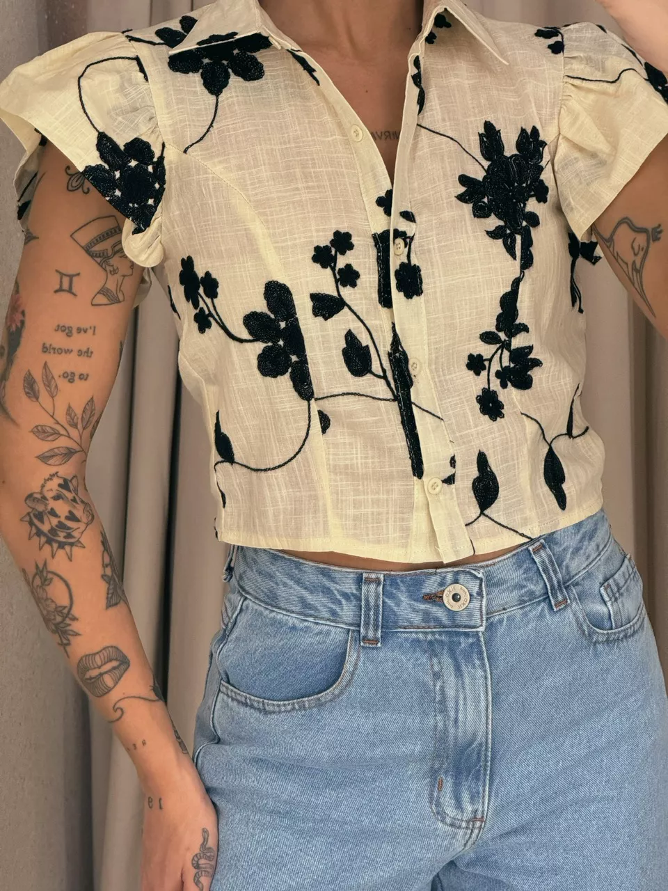 CAMISA CATARINA MANGA CURTA MARFIM
