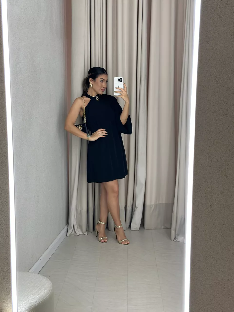 VESTIDO SANDY CURTO PRETO