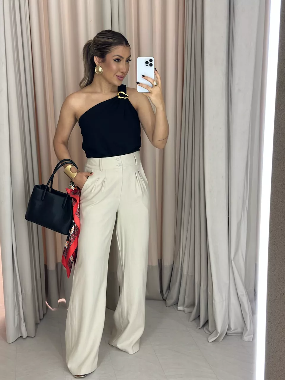 BLUSA NATALY NULA MANGA Preta - 0059570033 - CAROLLA FERRARO