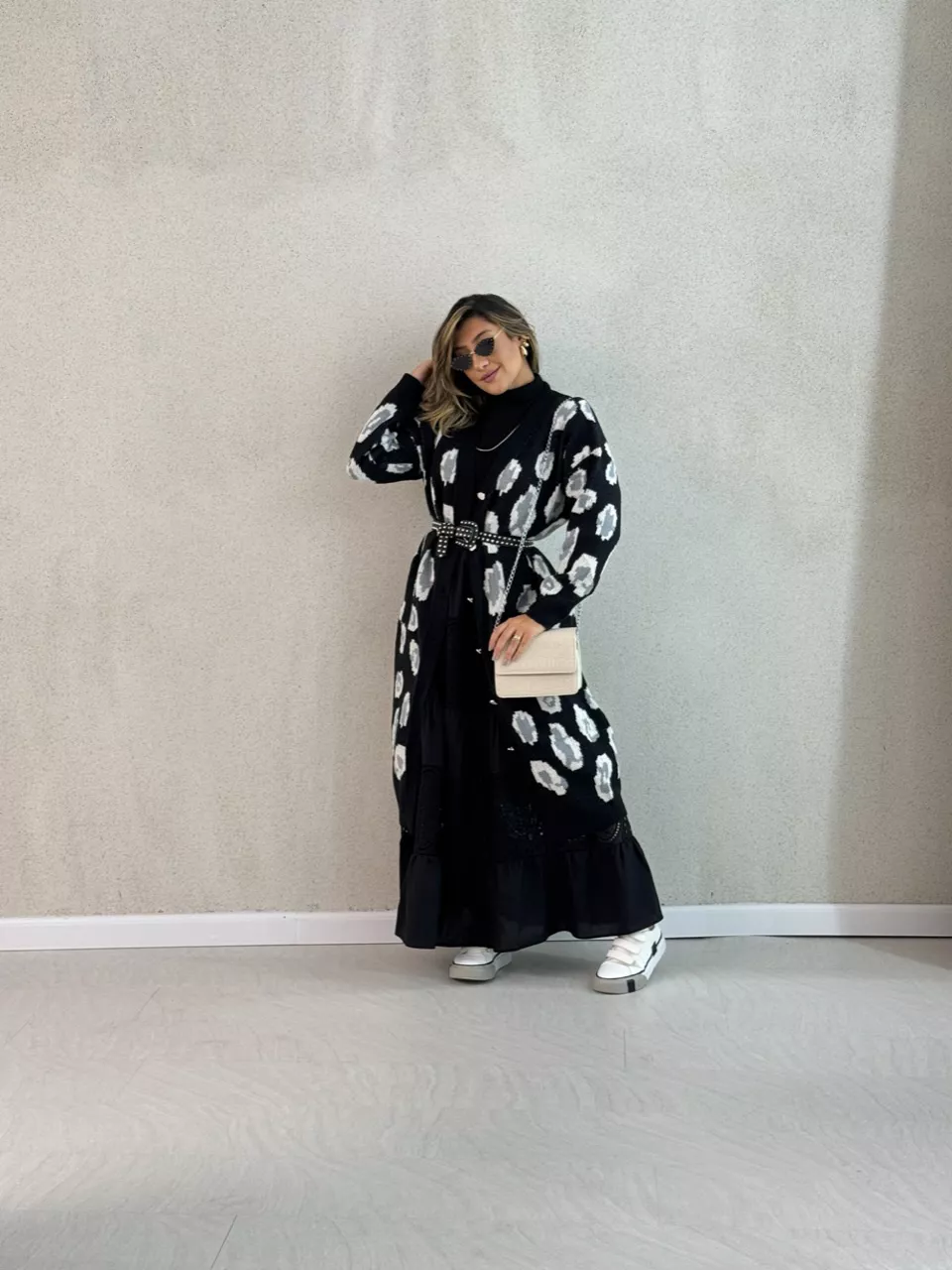 SOBRETUDO ANIMAL PRINT PRETO