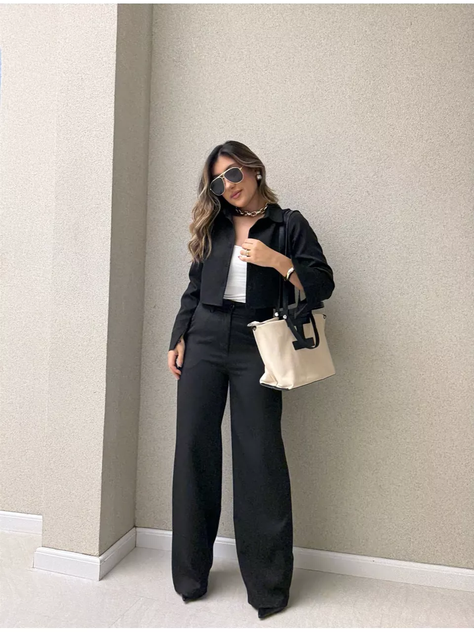 CONJUNTO EUGÊNIA CALÇA PRETO - 0064450032 - CAROLLA FERRARO