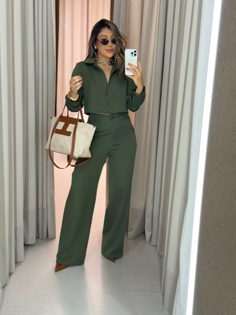 CONJUNTO EUGÊNIA CALÇA VERDE - 0064450014 - CAROLLA FERRARO