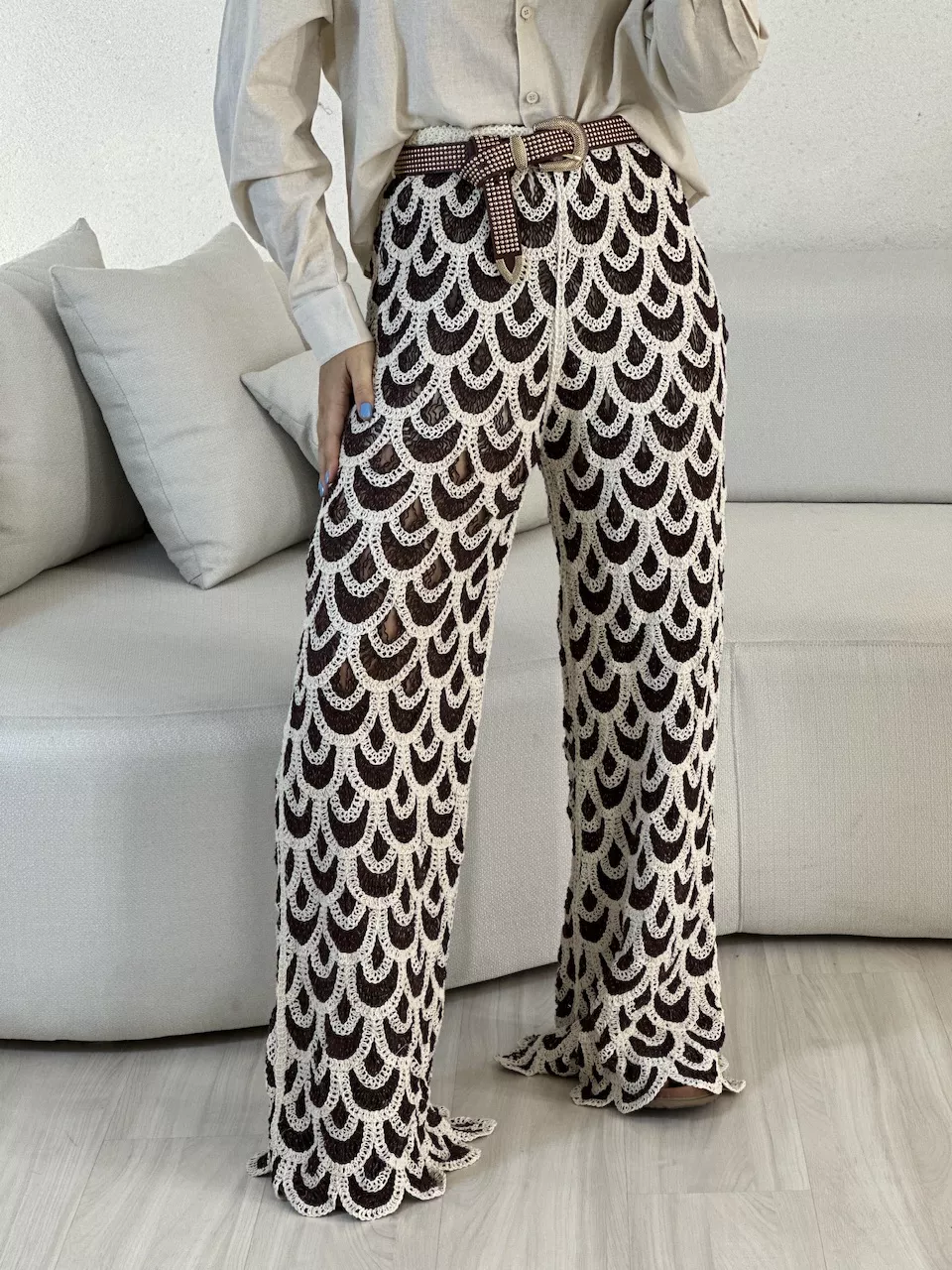 CALÇA KARINE CROCHÊ MARROM - 0055550054 - CAROLLA FERRARO