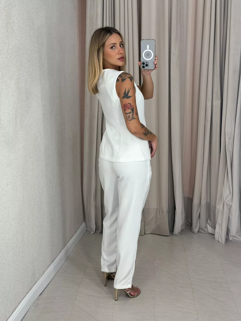 CONJUNTO LINA CALÇA COLETE OFF