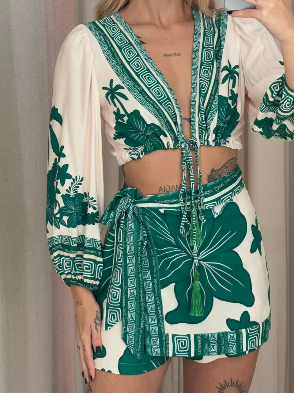 SHORT SAIA BEATRIZ estampada verde - 0060350014 - CAROLLA FERRARO