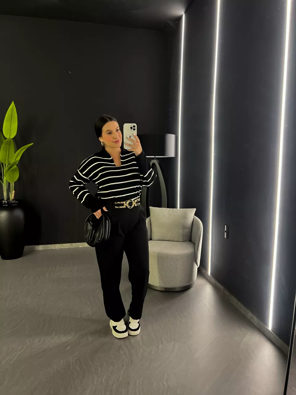 CALÇA CECÍLIA MOM PRETA