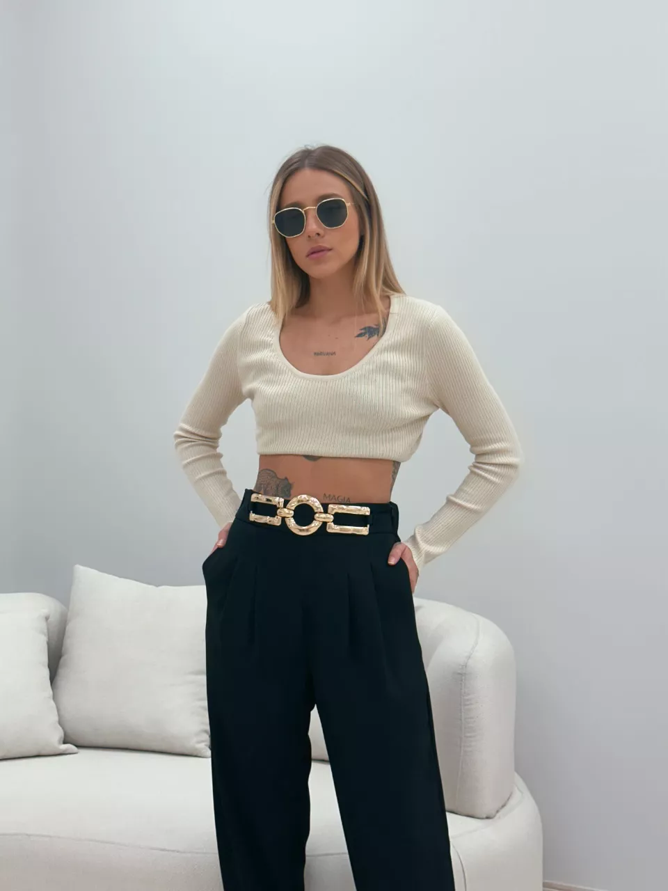 CALÇA CECÍLIA MOM PRETA