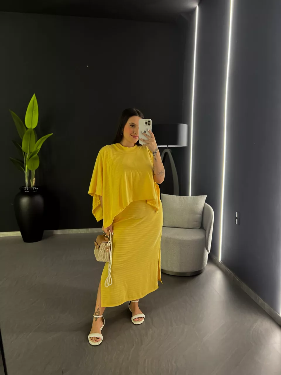 PONCHO CF MALHA AMARELO