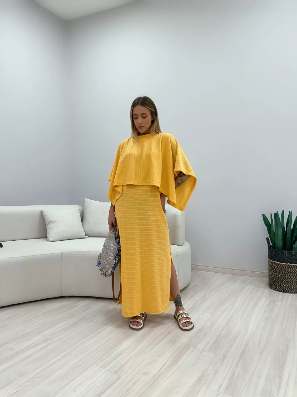 PONCHO CF MALHA AMARELO