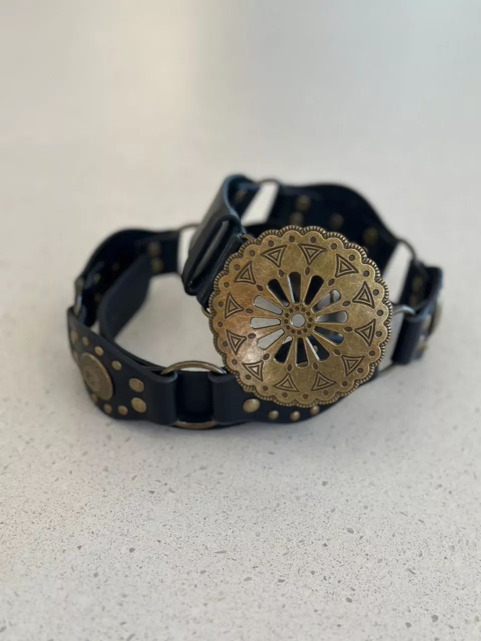 CINTO thayna BOHO PRETO/DOURADO - 0061590231 - CAROLLA FERRARO
