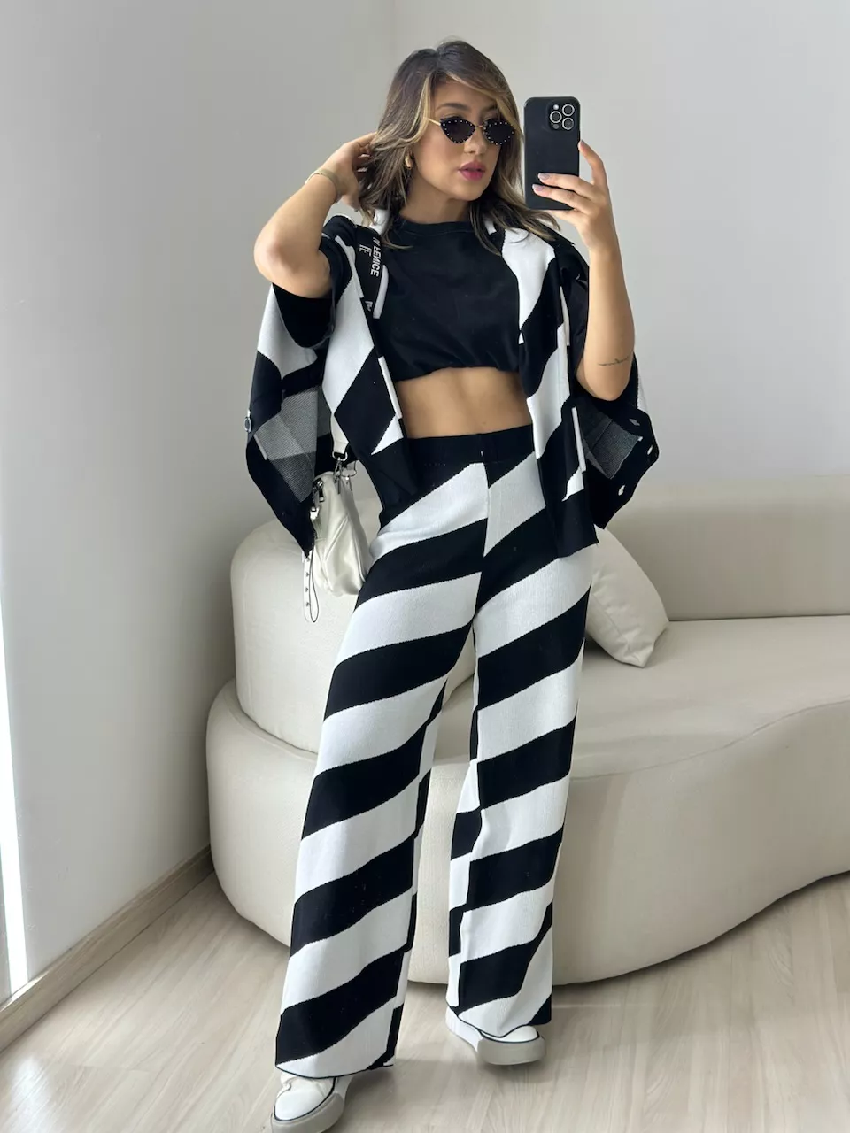CONJUNTO PAULA LISTRADO PRETO/BRANCO - 0049940161 - CAROLLA FERRARO