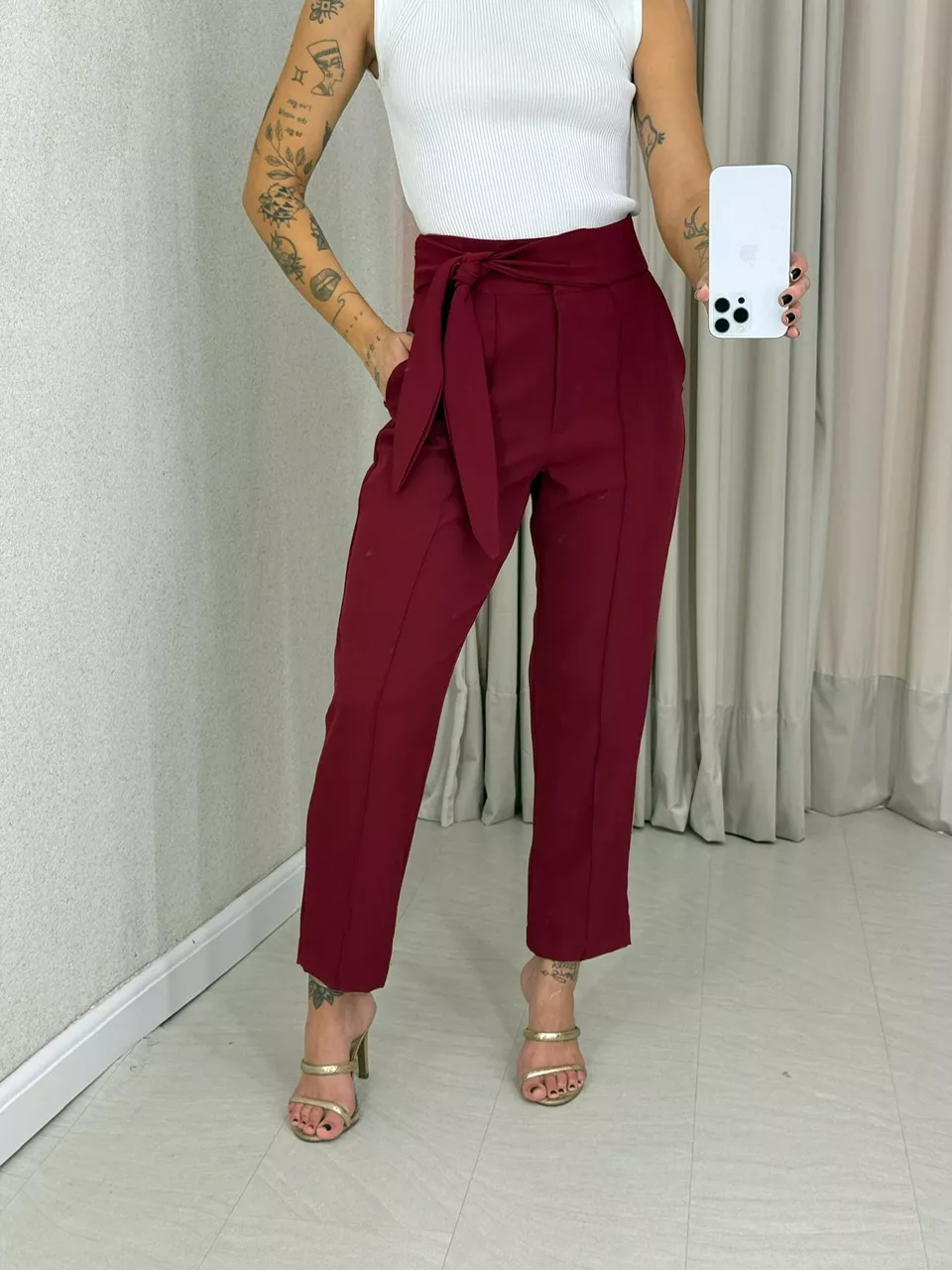 CALÇA PAOLA AMARRAÇÃO CHERRY RED - 0062490330 - CAROLLA FERRARO