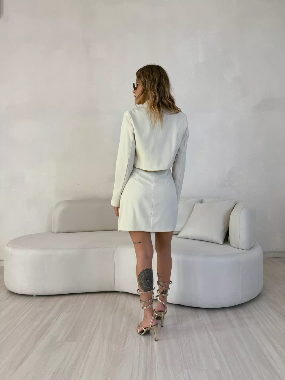 VESTIDO COM BLAZER NUDE
