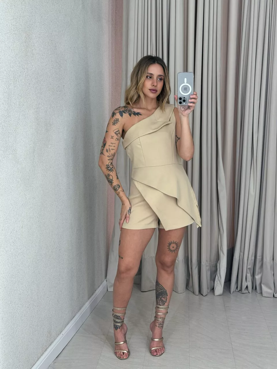 CONJUNTO SABRINA SHORT AREIA
