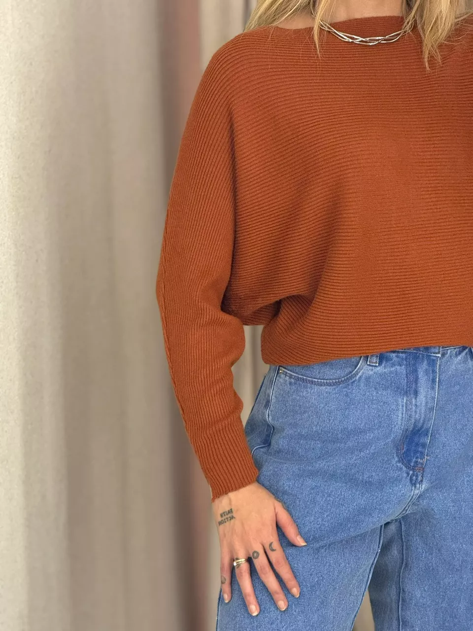 BLUSA ADRIANE TRICOT CARAMELO