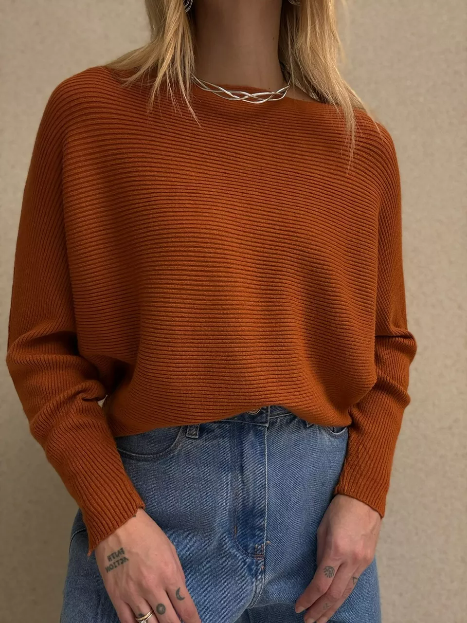BLUSA ADRIANE TRICOT CARAMELO
