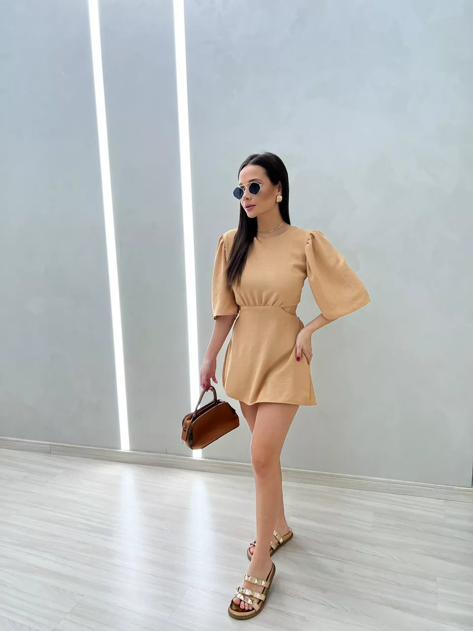 VESTIDO PÉROLA CREPE NUDE