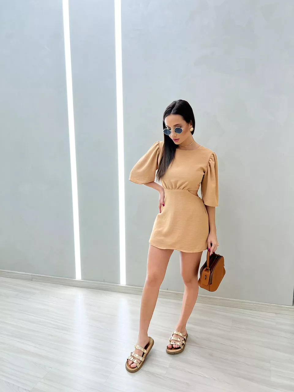 VESTIDO PÉROLA CREPE NUDE
