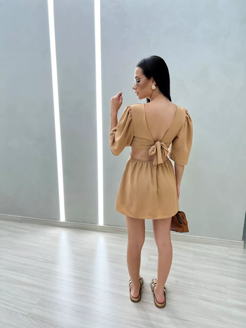 VESTIDO PÉROLA CREPE NUDE