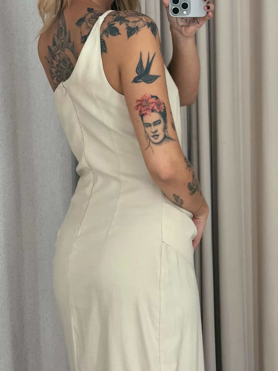VESTIDO ELOÍSA DRAPEADO AREIA