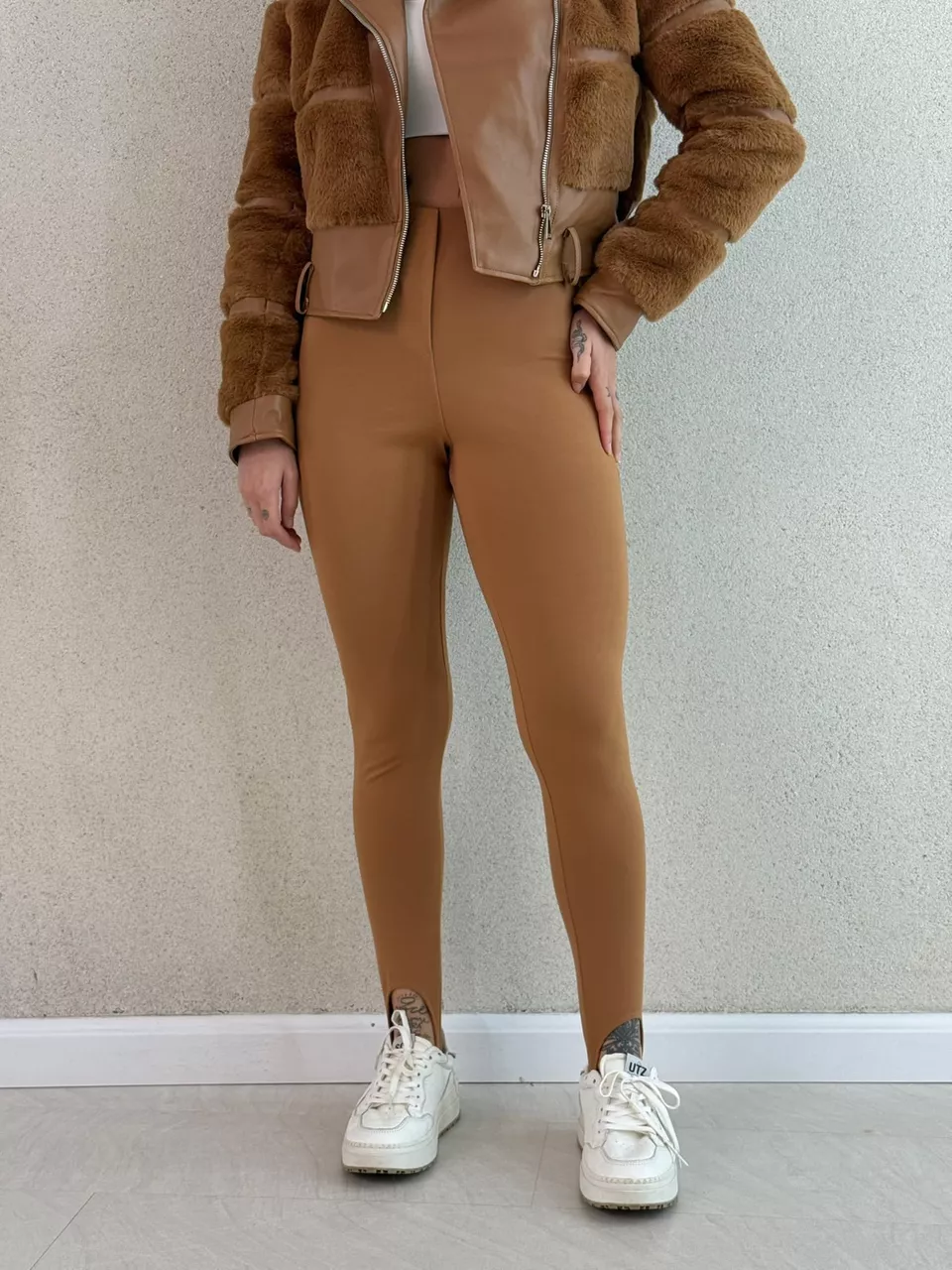 CALÇA LEGGING FLEX LOOP CARAMELO - 0063580095 - CAROLLA FERRARO