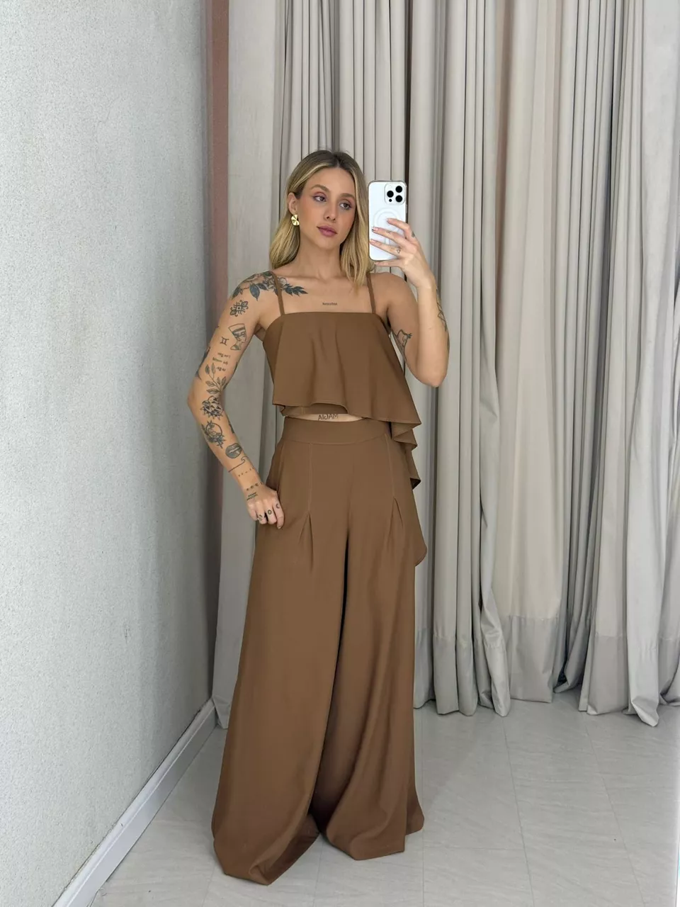 CONJUNTO RAQUEL CROPPED CALÇA CAPUCCINO - 0063590... - CAROLLA FERRARO