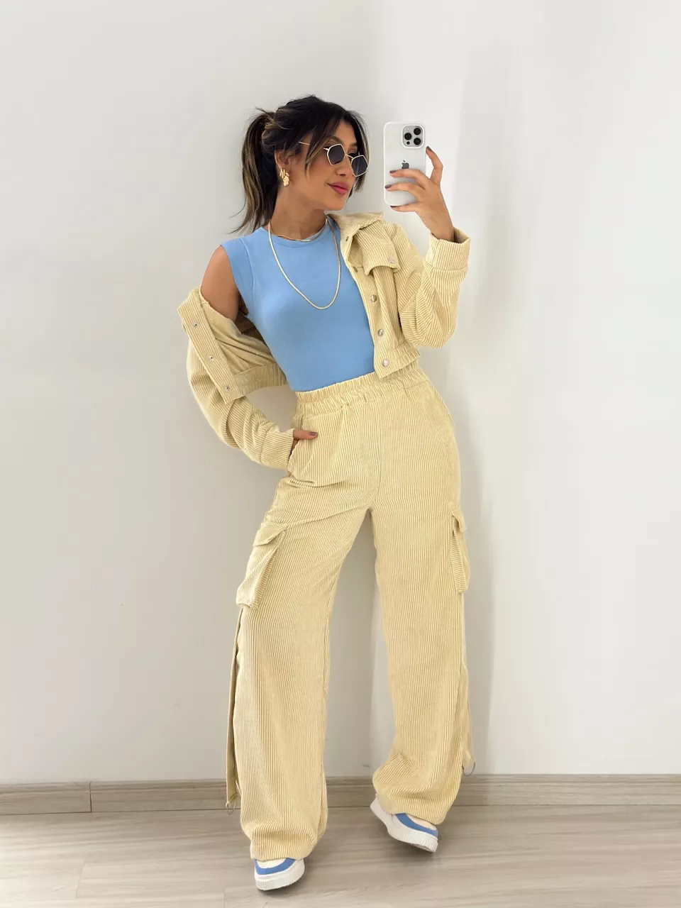 CONJUNTO CARGO COTELÊ AMARELO AMANTEIGADO - 00534... - CAROLLA FERRARO
