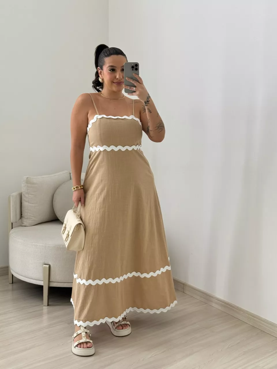 VESTIDO GABRIELA MIDI NUDE