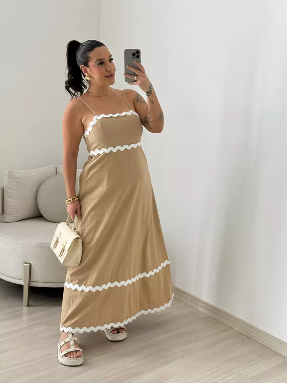 VESTIDO GABRIELA MIDI NUDE