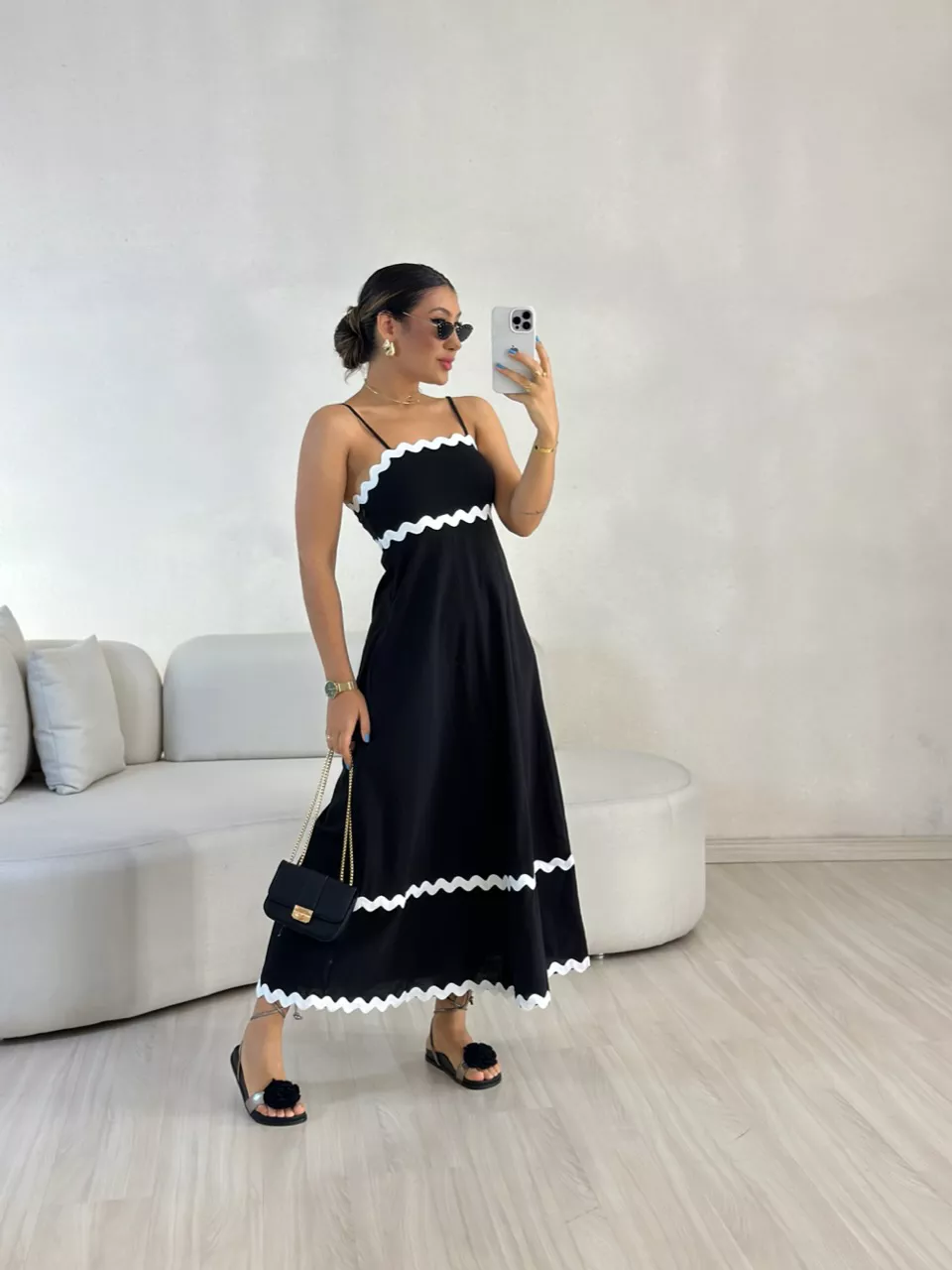 VESTIDO GABRIELA MIDI PRETO - 0055730032 - CAROLLA FERRARO
