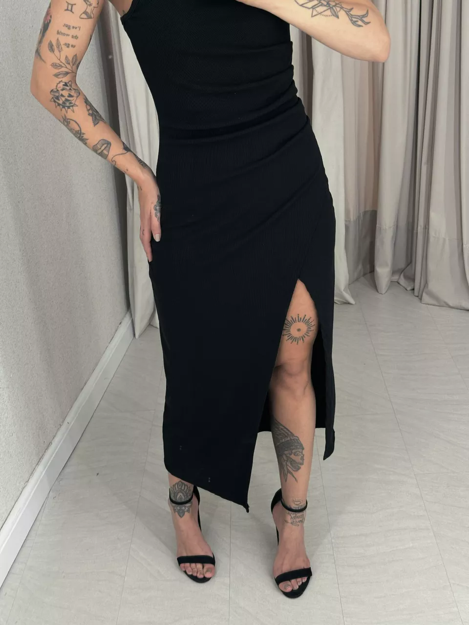 VESTIDO ANA LUIZA DRAPEADO PRETO