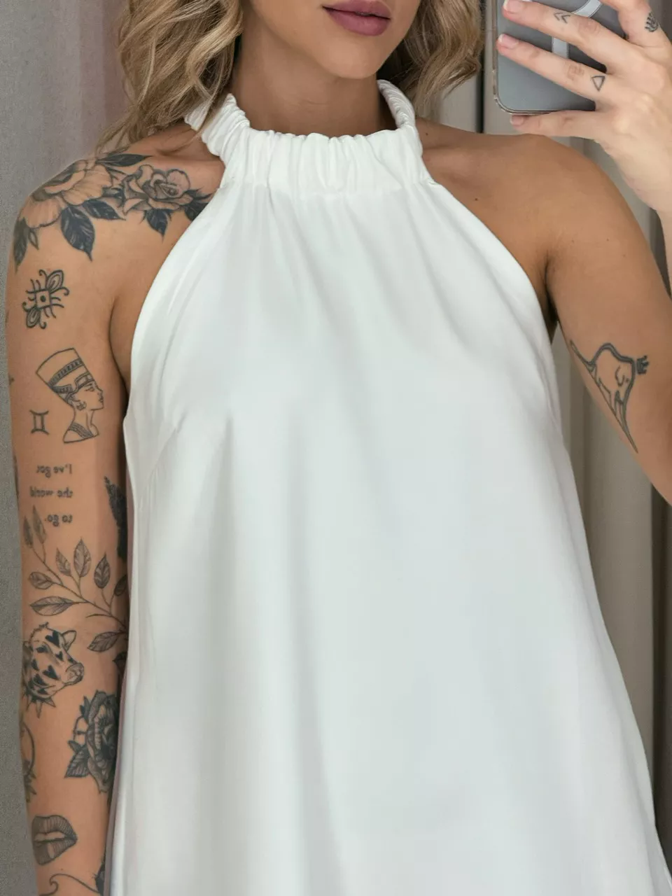 VESTIDO REGINA LISO CAVADO OFF