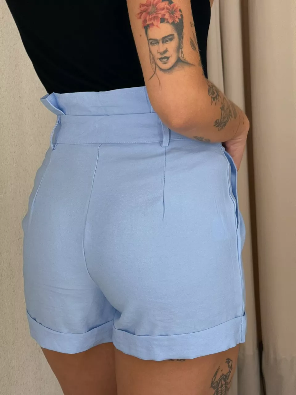 SHORT SANDY CURTO AZUL
