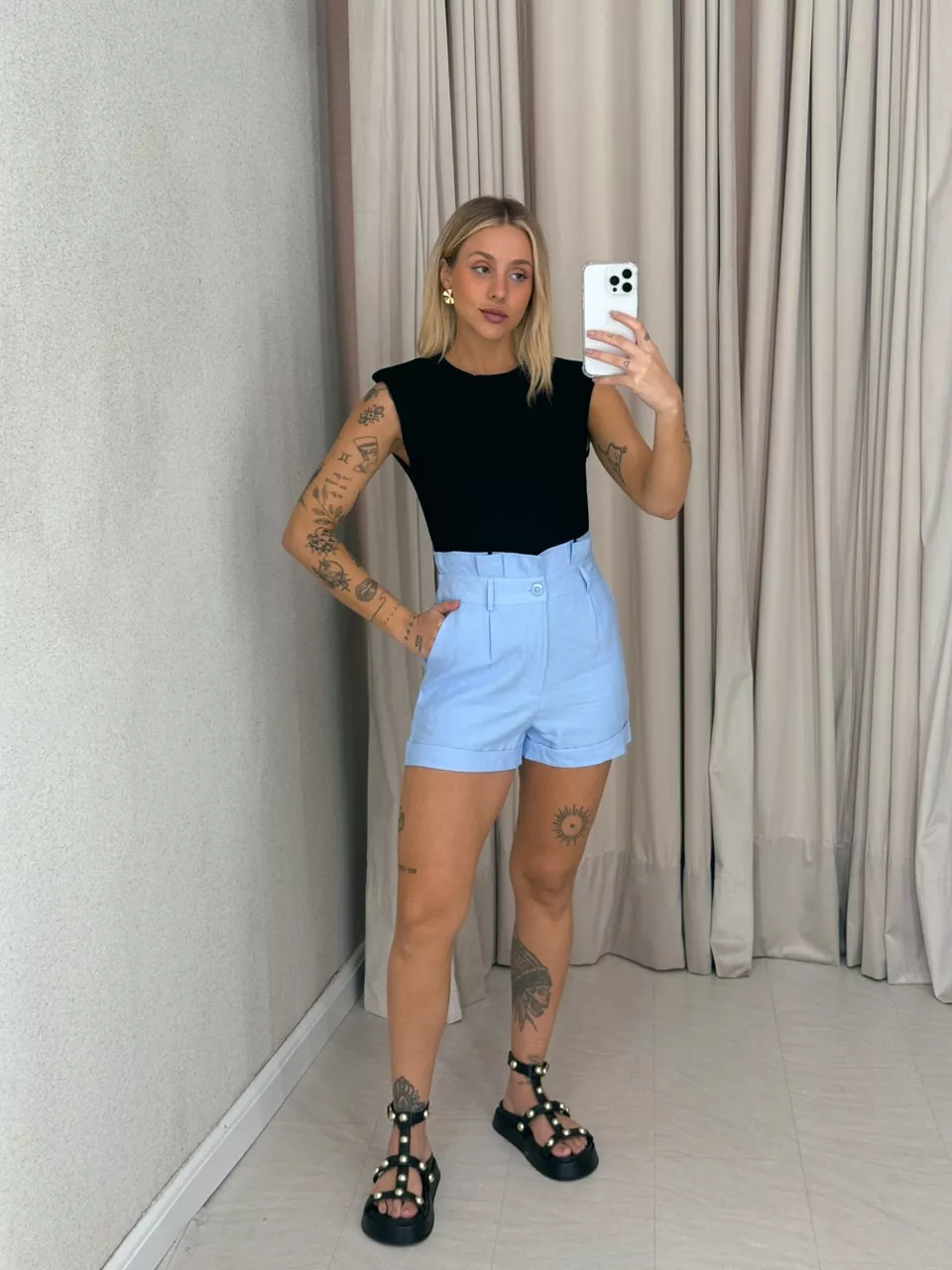 SHORT SANDY CURTO AZUL