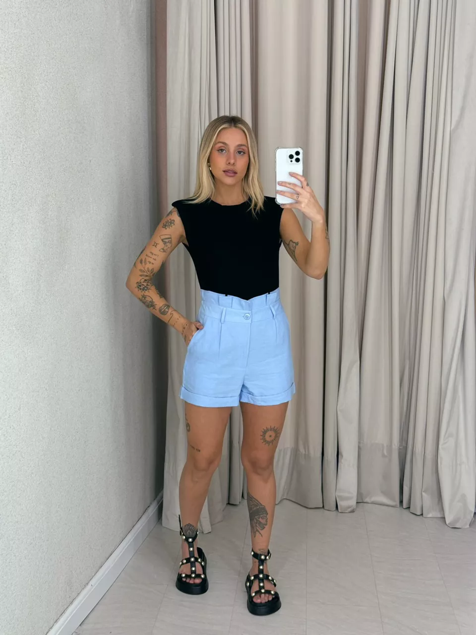 SHORT SANDY CURTO AZUL