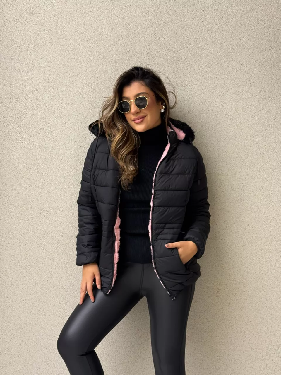  PUFFER FERNANDA ALONGADA PRETA - 0066190033 - CAROLLA FERRARO