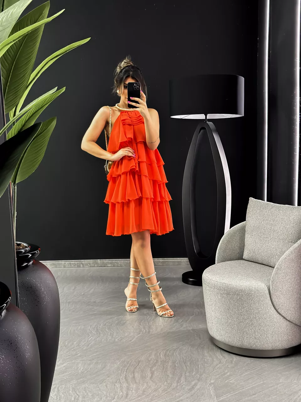 VESTIDO MIA CURTO BABADO LARANJA - 0045800068 - CAROLLA FERRARO