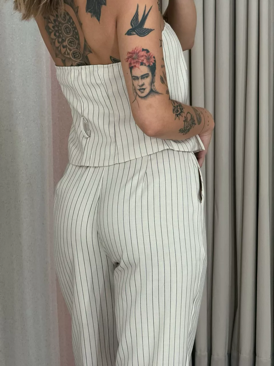 CONJUNTO PALOMA RISCA DE GIZ Areia